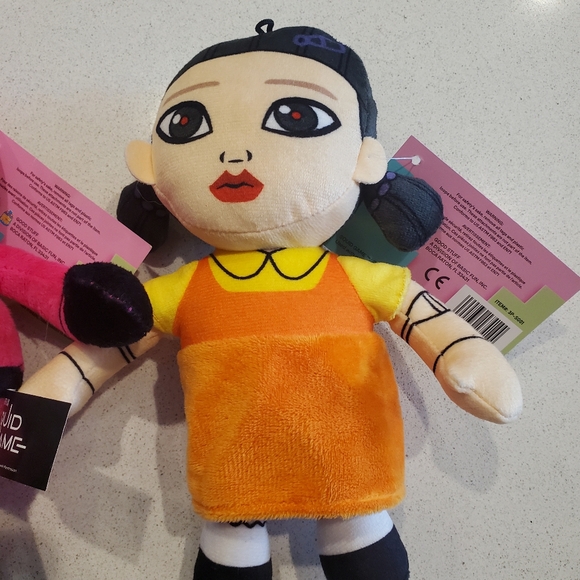 New. Squid Game plush set - Picture 3 of 4